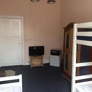 Hotel-pension Rheingold Am Kurfuerstendamm Отель