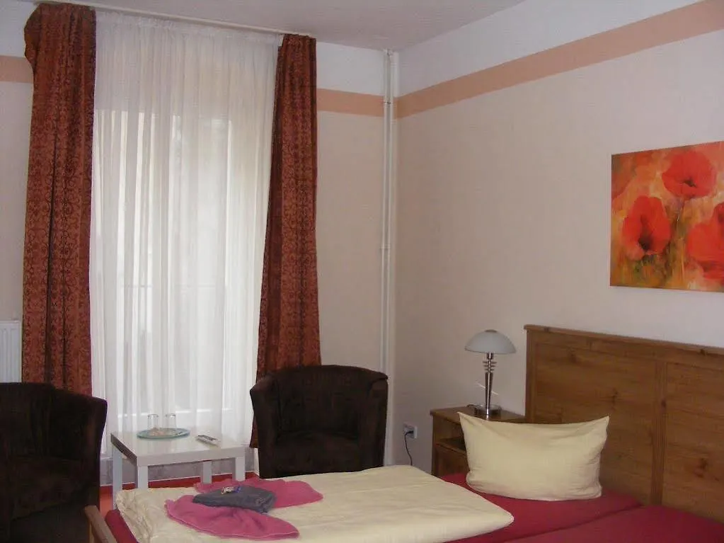 Oda ve Kahvaltı Pension Tempelhof Berlin