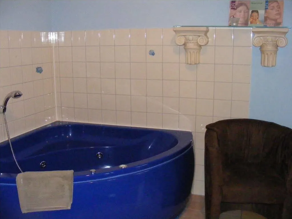 Bed & Breakfast Pension Tempelhof Berlín