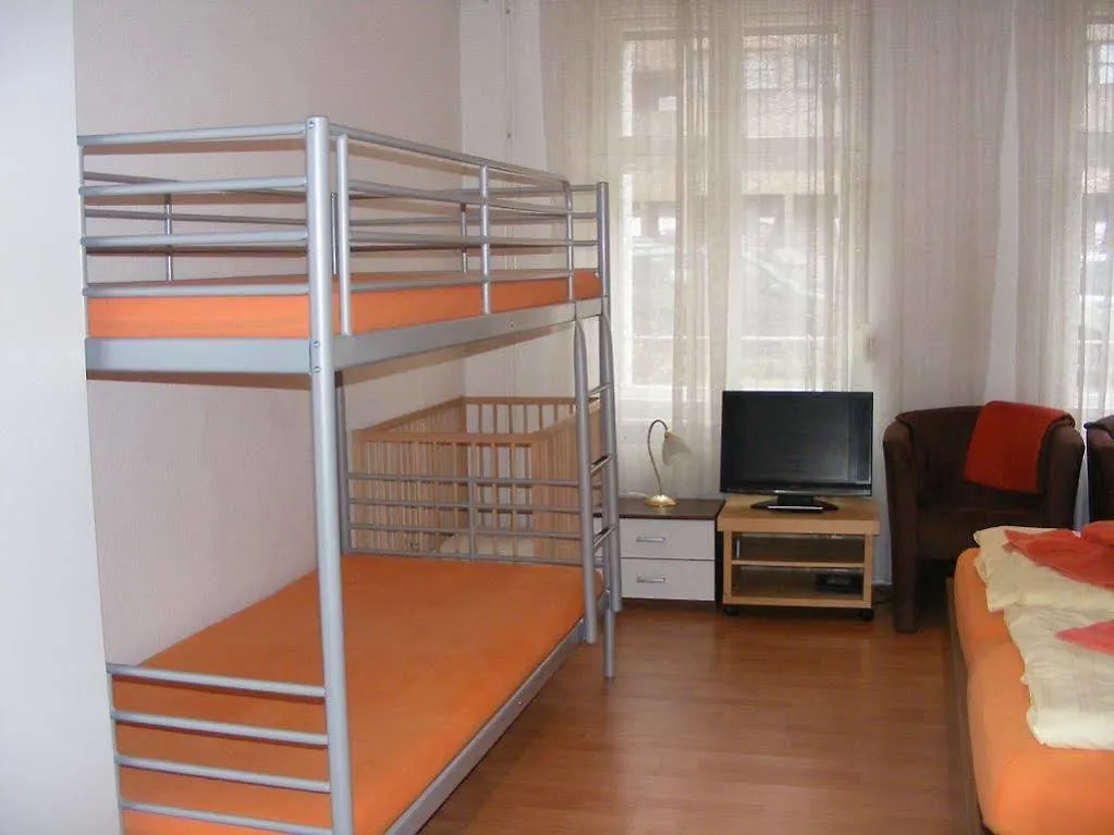 ** Bed & Breakfast Pension Tempelhof Berlín Německo
